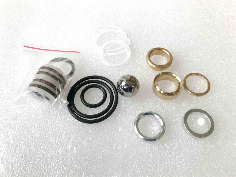 Купить Для окрасочного аппарата ASPro-3900 Ремкомплект поршневого безвоздушного насоса AS-3900. Сервис, ремонт, гарантийное обслуживание окрасочных аппаратов и агрегатов. ASPro